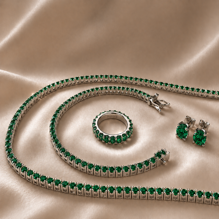 Women’s Emerald Jewelry